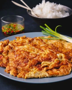 Thành Đô mách bạn mẹo 3 bước làm trứng chiên bông xốp ngon cho bữa cơm gia đình