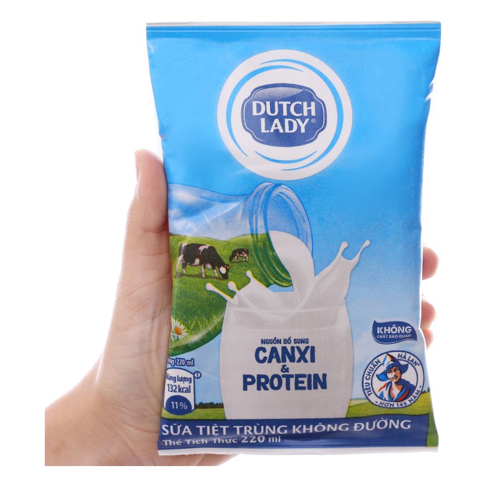 Sữa dinh dưỡng Dutch Lady có đường bịch 220ml