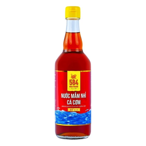 Nước mắm nhỉ cá cơm 584 Nha Trang 40 đạm 500ml