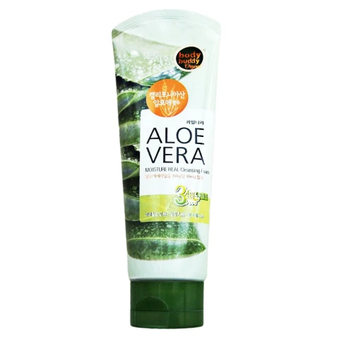 Sữa rửa mặt Welcos Aloevera Moisture Real Cleansing Foam  150g