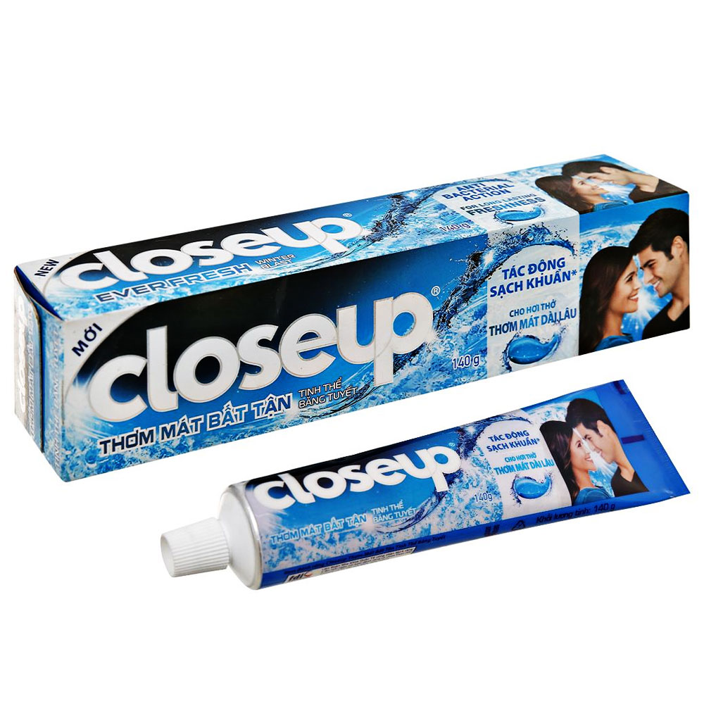 Kem đánh răng Closeup  Tinh Thể Băng Tuyết 140g