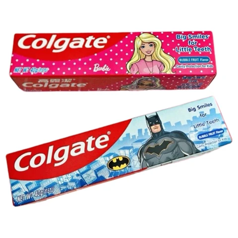 Kem đánh răng Colgate Trẻ em  batman/Barbie 75g