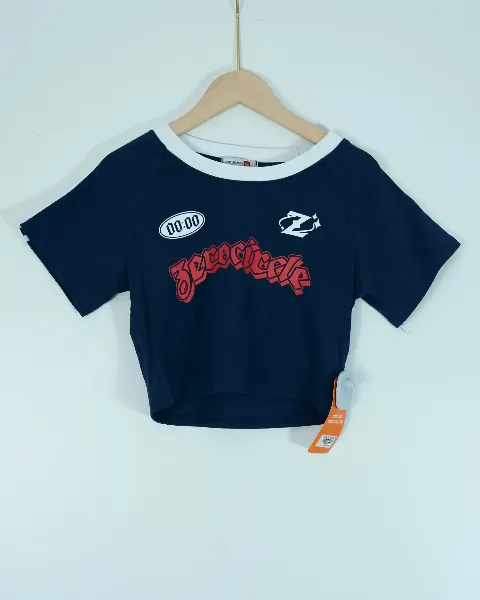 Áo phông nữ cổ tròn croptop thể thao zip 240 than H03.2026.1