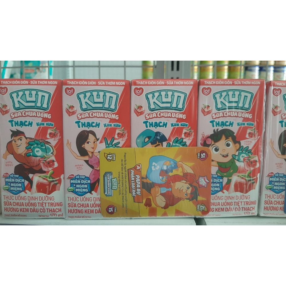 Sữa trái cây Kun hương dâu có thạch lốc 4*170ml